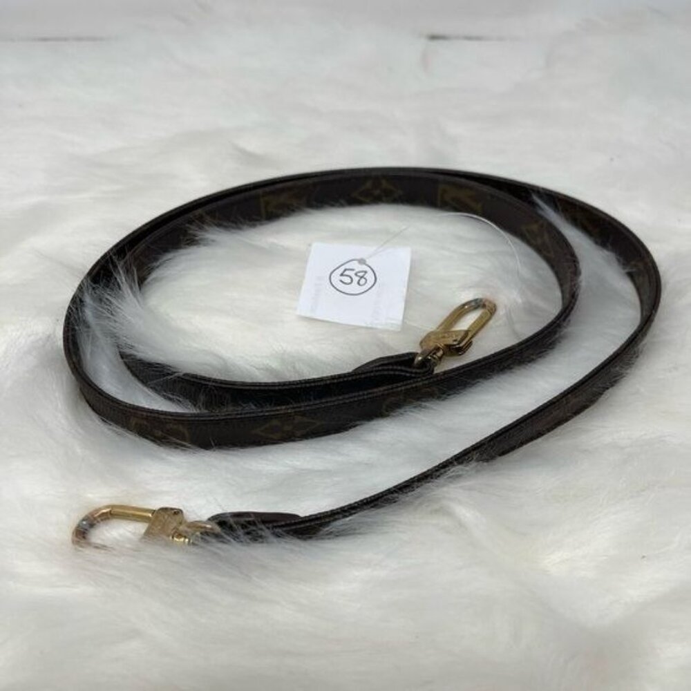 379 Pre Owned Authentic Louis Vuitton Monogram Brown Leather Strap 46"